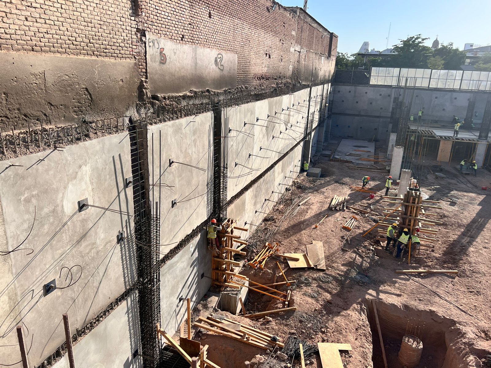 Construcción MTK